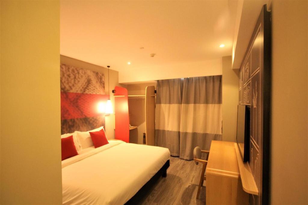 Ibis Shenyang North Station Hotel Eksteriør billede