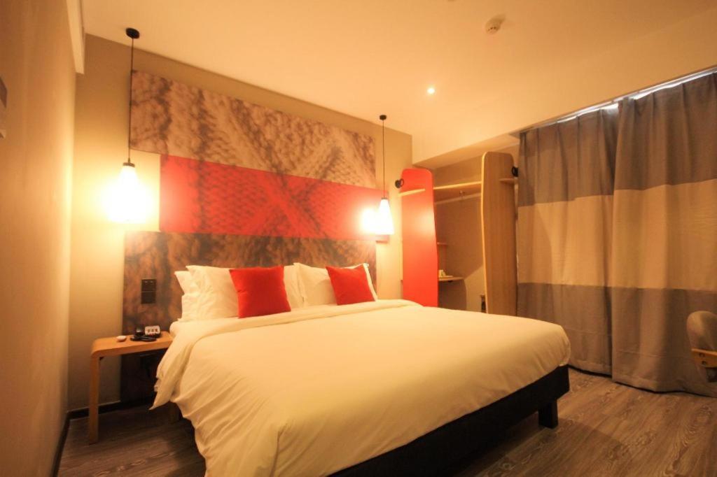 Ibis Shenyang North Station Hotel Eksteriør billede
