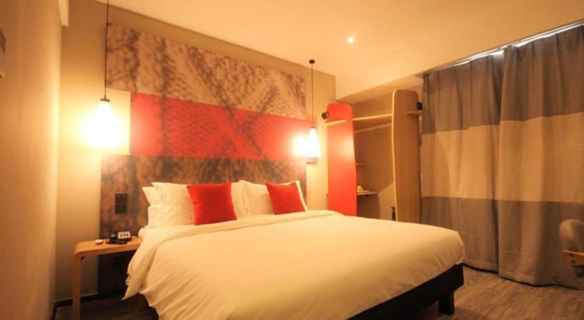 Ibis Shenyang North Station Hotel Eksteriør billede