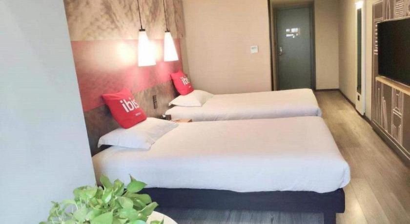 Ibis Shenyang North Station Hotel Eksteriør billede